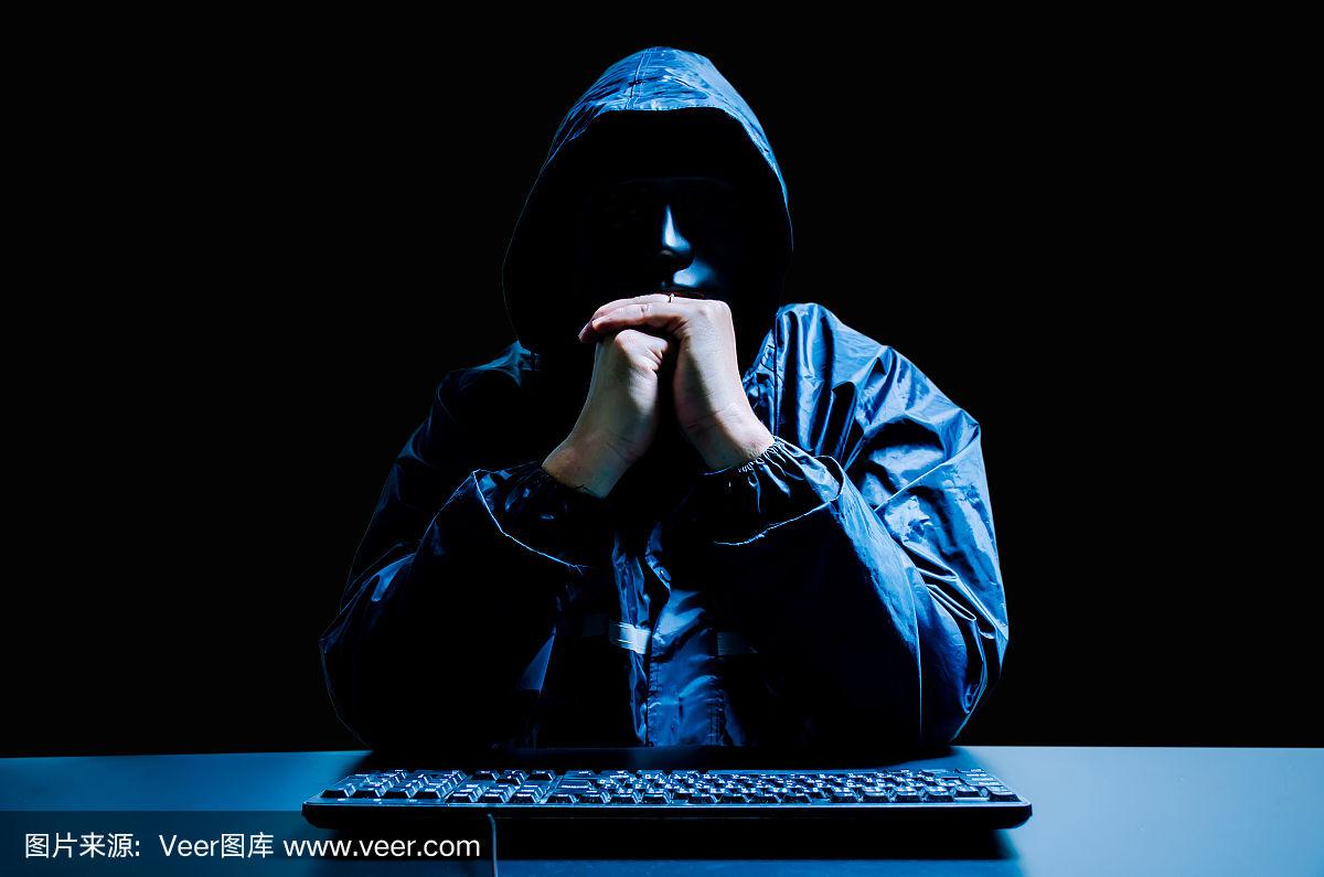 24小时在线黑客QQ联系方式